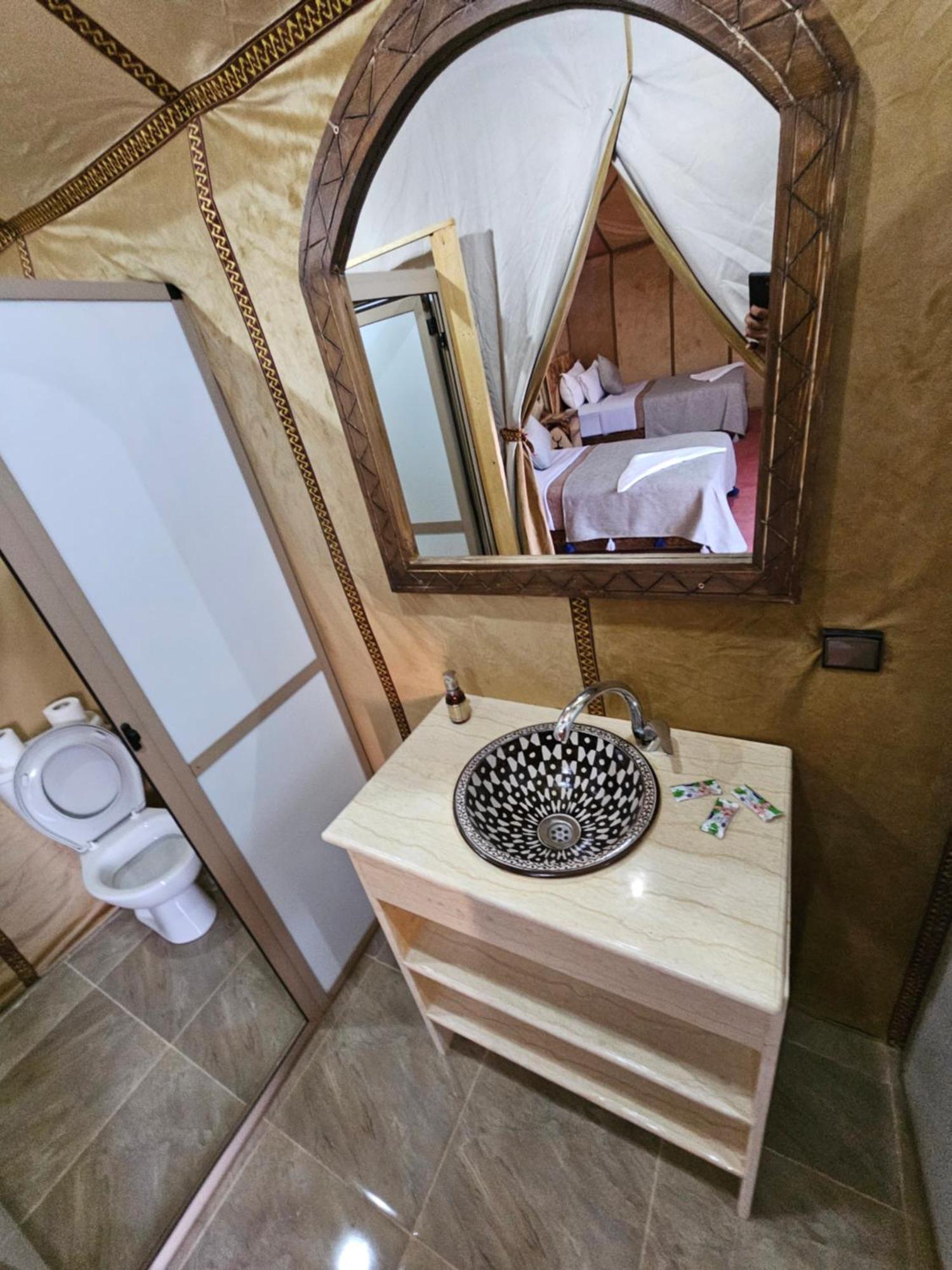 Najma Luxury Camp Hotel เมอร์ซูกา ภายนอก รูปภาพ