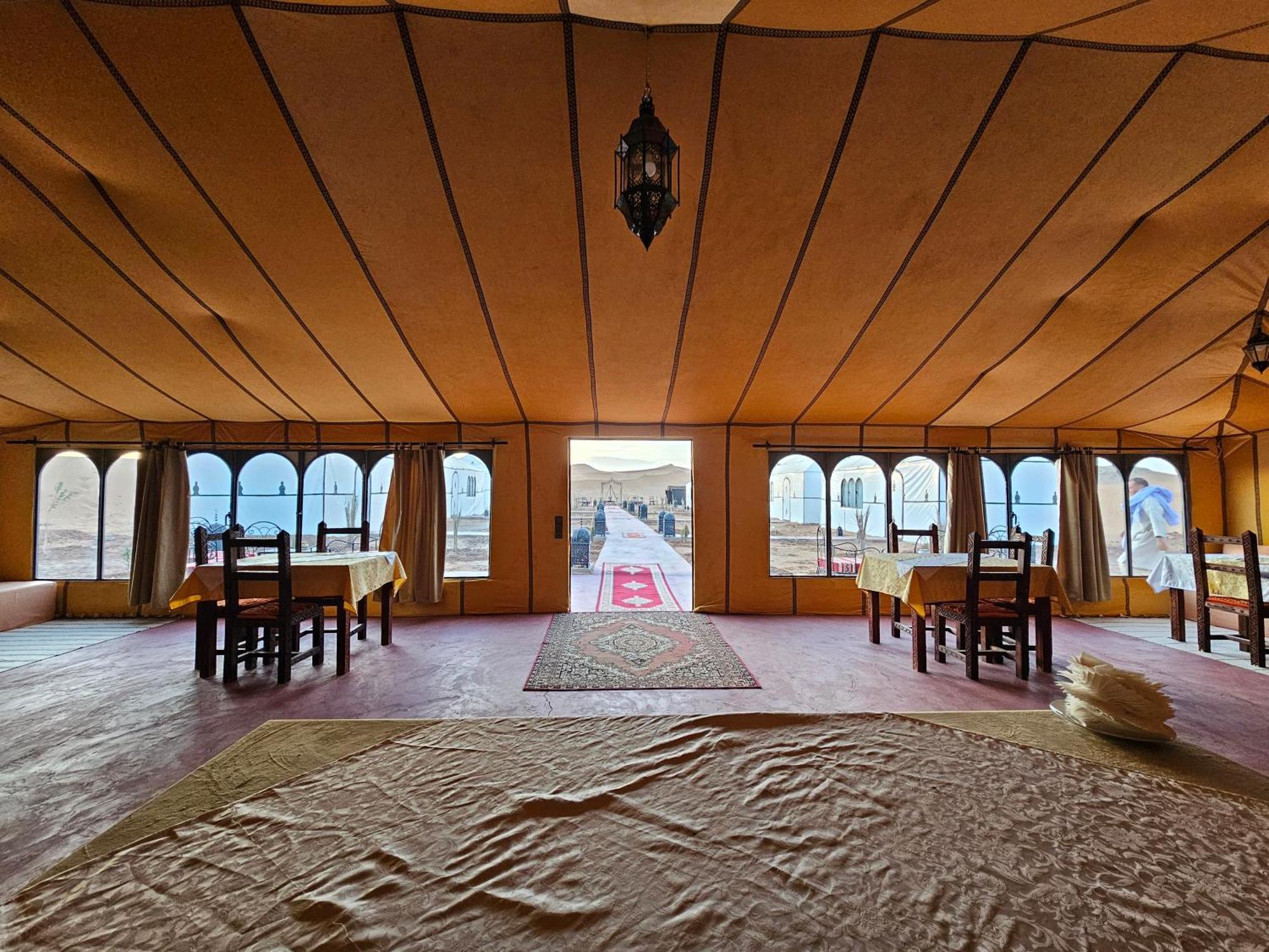 Najma Luxury Camp Hotel เมอร์ซูกา ภายนอก รูปภาพ