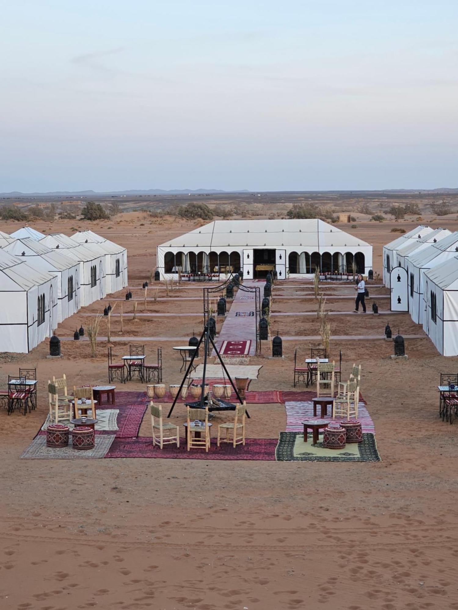Najma Luxury Camp Hotel เมอร์ซูกา ภายนอก รูปภาพ