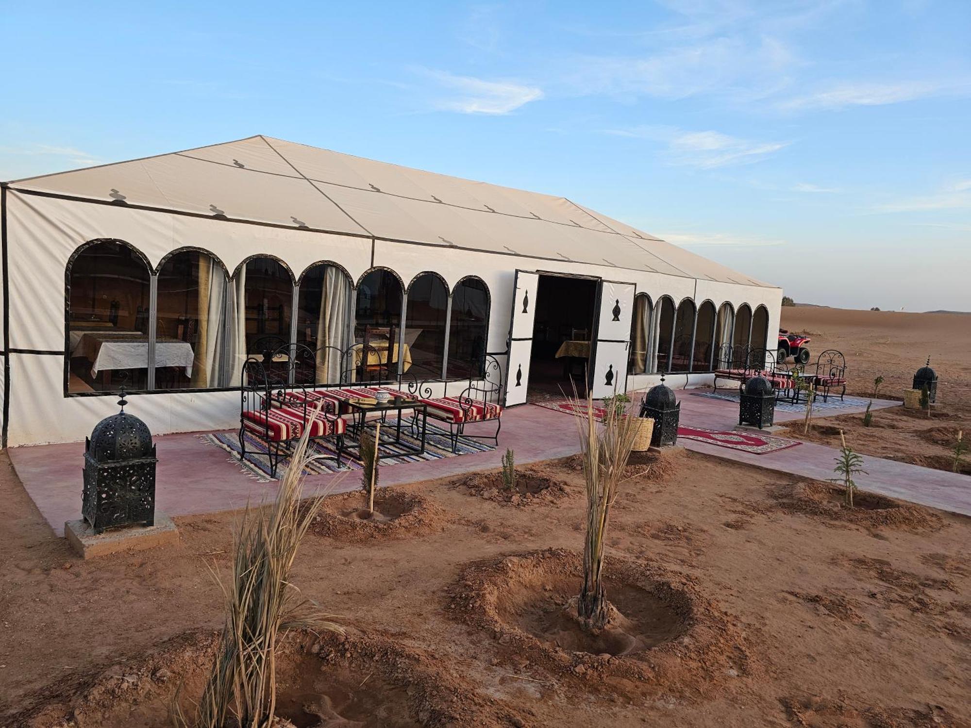 Najma Luxury Camp Hotel เมอร์ซูกา ภายนอก รูปภาพ