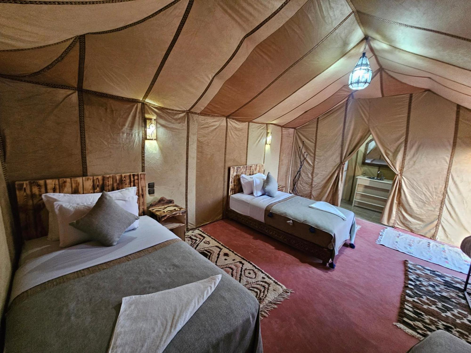 Najma Luxury Camp Hotel เมอร์ซูกา ภายนอก รูปภาพ